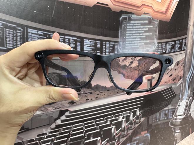 NMO GO3定义AI眼镜美学新标杆瓦力棋牌5秒换电惊喜价2999元I(图6) NMO GO3定义AI眼镜美学新标杆瓦力棋牌5秒换电惊喜价2999元I(图6)